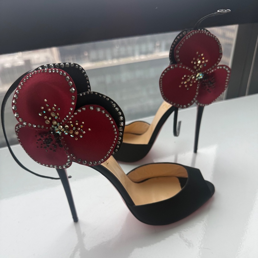 Christian louboutin pensamoi black satin crystal peep toe stiletto NEW